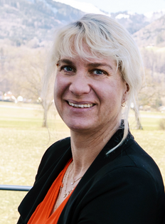 Petra Bots, Geschäftsführerin